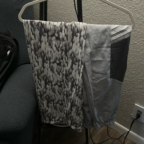 Comfy - Picture 1 of 1